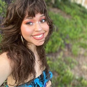 Meet your Posher, Isabella